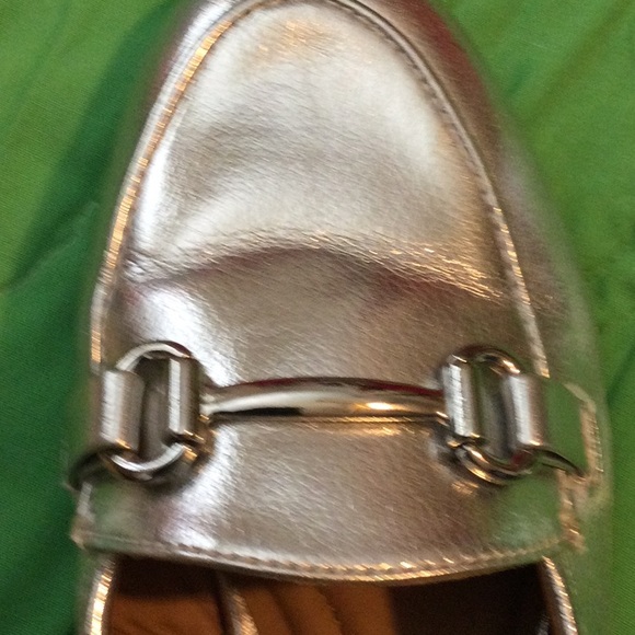 LaneBryant silver Loafers 8 wide - Picture 9 of 9